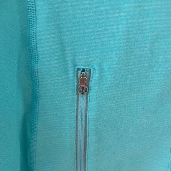 Lululemon Quarterzip Top - Sz 4 - Picture 10 of 10